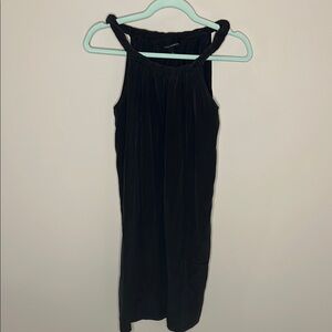 Elegant Black Sleeveless Dress